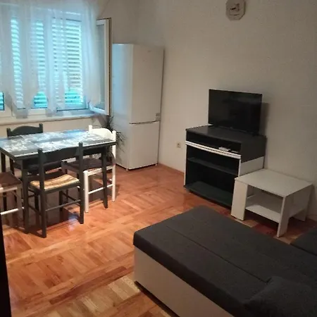 Apartament Apartments Dora